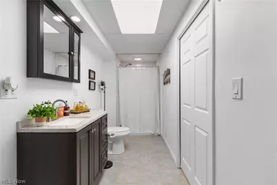 6373 Harbor Drive NW, Canton, OH 44718 - Photo 29