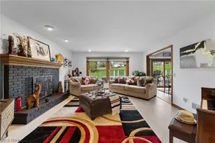 6373 Harbor Dr NW, Canton, OH 44718 - Photo 7