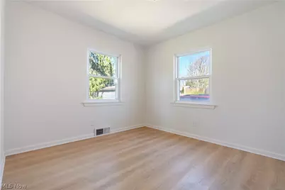 1521 Edgemoor Avenue, Akron, OH 44313 - Photo 15