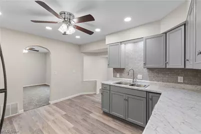 1824 17th Street, Cuyahoga Falls, OH 44223 - Photo 11