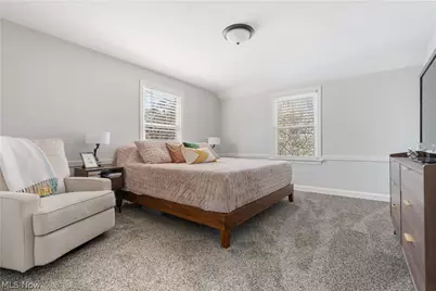 3210 Martindale Road NE, Canton, OH 44714 - Photo 17