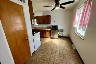 24251 Puritan Rd, Euclid, OH 44123 - Photo 11