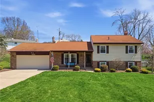 930 Bellarbor Ave NW, Canton, OH 44708 - Photo 1