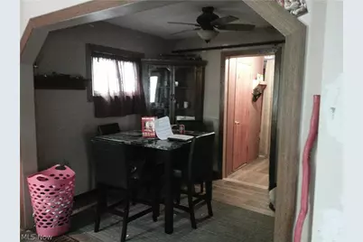 1317 38th Street NW, Canton, OH 44709 - Photo 5