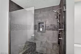 6943 Father Caruso Dr, Loveland, OH 44102 - Photo 33