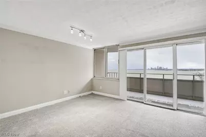 12900 Lake Avenue #926, Oakwood, OH 44107 - Photo 7