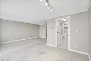 12900 Lake Ave, Oakwood, OH 44107 - Photo 15