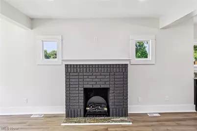 1551 Preston Avenue, Akron, OH 44305 - Photo 11