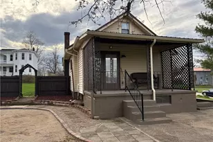 222 High St, Senecaville, OH 43780 - Photo 5