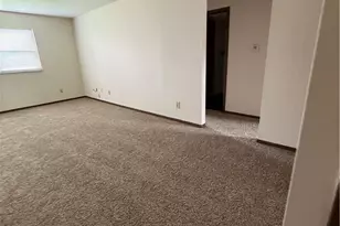 1060 Brandywine Blvd, Zanesville, OH 43701 - Photo 5