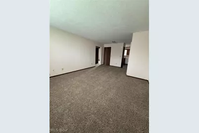 1060 Brandywine Boulevard #H, Zanesville, OH 43701 - Photo 3