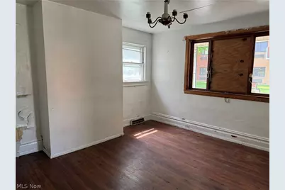 810 N 6th Avenue, Steubenville, OH 43952 - Photo 9