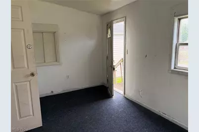 810 N 6th Avenue, Steubenville, OH 43952 - Photo 27
