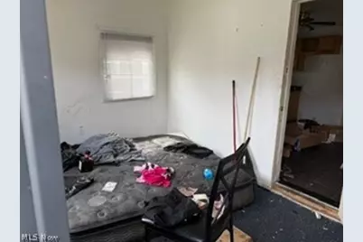 810 N 6th Avenue, Steubenville, OH 43952 - Photo 17