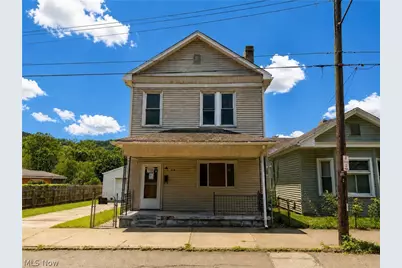 810 N 6th Avenue, Steubenville, OH 43952 - Photo 1
