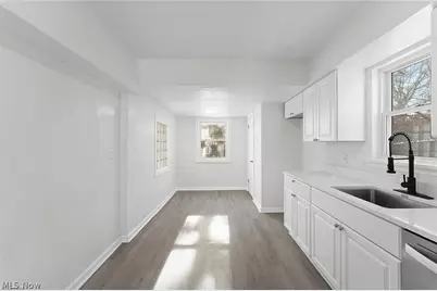 3406 Henderson Road, Cleveland Heights, OH 44112 - Photo 13