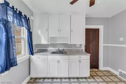 1042 Mozina Drive #1042/DN, Loveland, OH 44119 - Photo 11