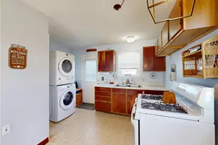 1060 Bryce Ave, Aurora, OH 44202 - Photo 7