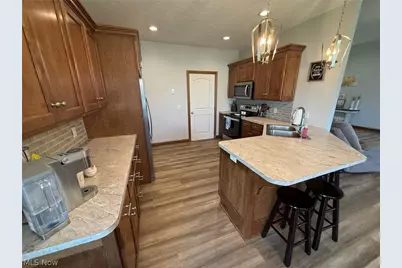 1163 Pine Bluff Drive NE, New Philadelphia, OH 44663 - Photo 9