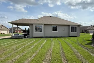 1163 Pine Bluff Dr NE, New Philadelphia, OH 44663 - Photo 39