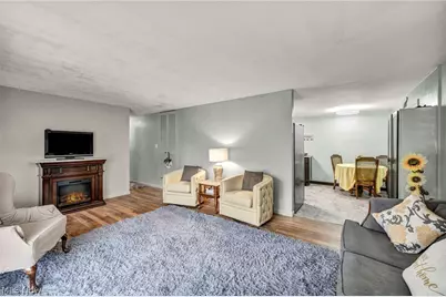 237 Spriggel Drive, Munroe Falls, OH 44262 - Photo 5