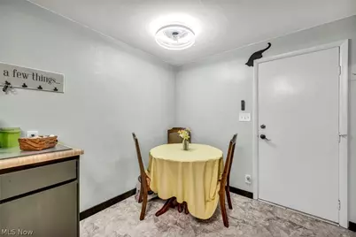 237 Spriggel Drive, Munroe Falls, OH 44262 - Photo 13