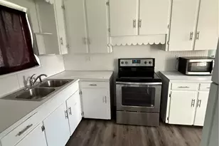 732 Elberon Ave, Zanesville, OH 43701 - Photo 11