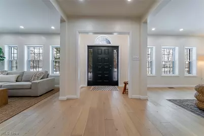 2124 Lamberton Road, Cleveland Heights, OH 44118 - Photo 3