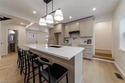 2124 Lamberton Road, Cleveland Heights, OH 44118 - Photo 13