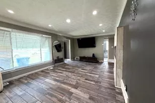 3977 Wendy Dr, Loveland, OH 44122 - Photo 17