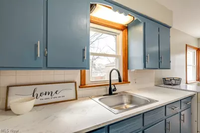 545 Hillman Road, Akron, OH 44312 - Photo 11