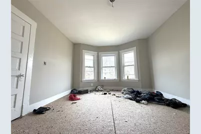 10712 Grantwood Avenue, Loveland, OH 44108 - Photo 13