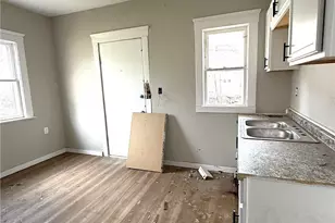 10712 Grantwood Ave, Loveland, OH 44108 - Photo 5