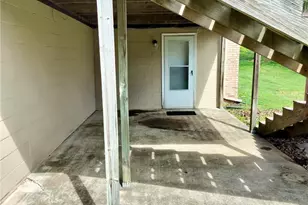 207 N Hills Dr, Parkersburg, WV 26104 - Photo 9