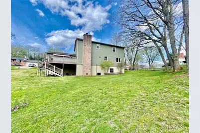 207 N Hills Dr, Parkersburg, WV 26104 - Photo 5