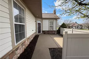 554 Crossings Cir, Tallmadge, OH 44278 - Photo 1