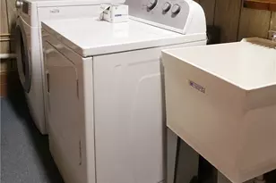 2313 Rockland Ave, Belpre, OH 45714 - Photo 23