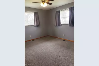 2313 Rockland Avenue, Belpre, OH 45714 - Photo 17
