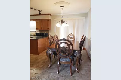 2313 Rockland Avenue, Belpre, OH 45714 - Photo 9