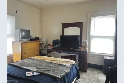 11822 Lenacrave Avenue, Loveland, OH 44105 - Photo 9