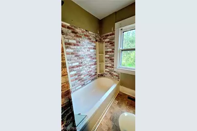 104 W Spring Street, Marietta, OH 45750 - Photo 21