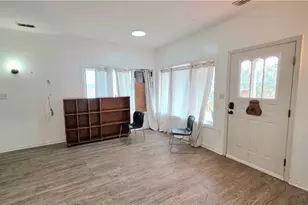 104 W Spring St, Marietta, OH 45750 - Photo 5