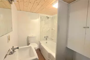 104 W Spring St, Marietta, OH 45750 - Photo 27