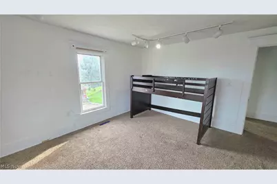 104 W Spring Street, Marietta, OH 45750 - Photo 17