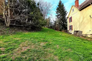 104 W Spring St, Marietta, OH 45750 - Photo 33