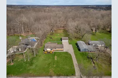 24292 Forestview Drive, Columbia Station, OH 44028 - Photo 3