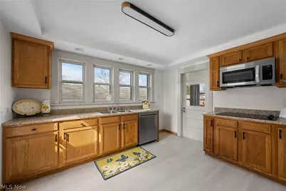 2840 Bailey Street NW, Massillon, OH 44646 - Photo 9