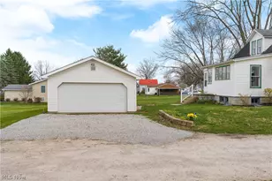 2840 Bailey St NW, Massillon, OH 44646 - Photo 33