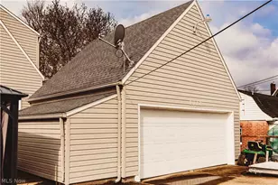 1012 Cambridge Rd, Coshocton, OH 43812 - Photo 3