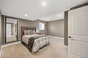 577 Lyonswood Dr, Hinckley, OH 44233 - Photo 35